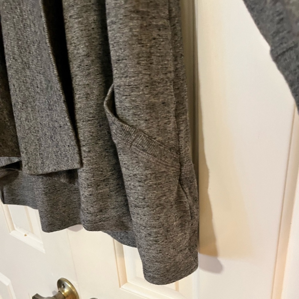 Athleta gray open front long sleeve cardigan with pockets. Size Women's Large - Picture 12 of 15